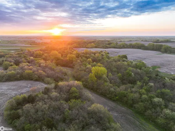 01 County Road S63, Melrose, IA 52569