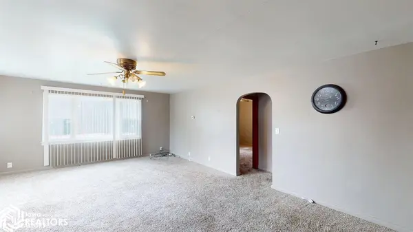 223 N 1st St, Greene, IA 50636