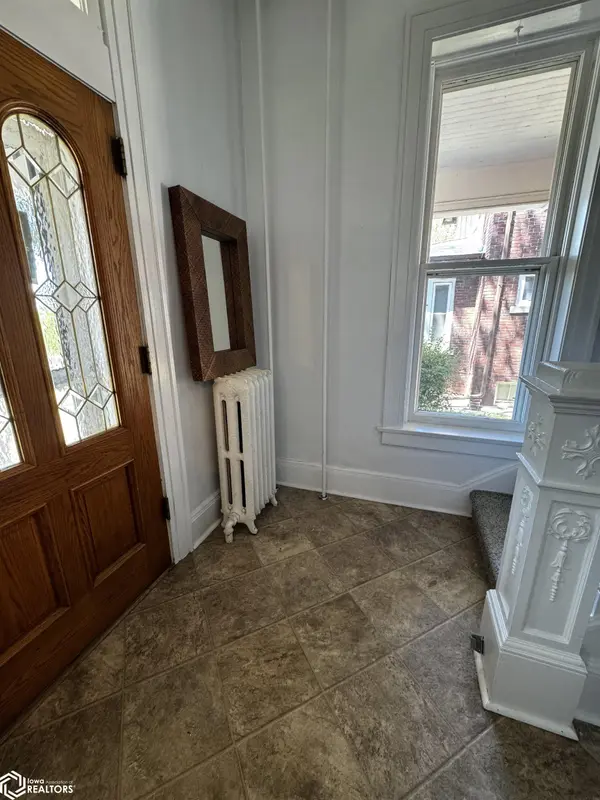 631 Avenue D, Fort Madison, IA 52627