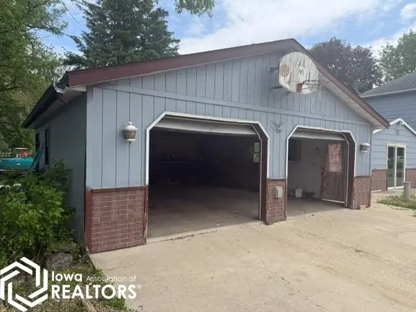 480 W Center ST, Britt, IA 50423