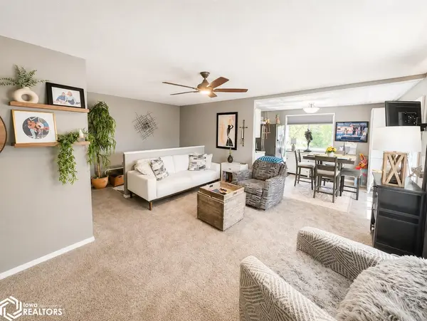 1363 Wilson Ave, Brooklyn, IA 52211