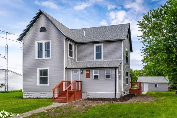 632 Woodlawn AVE, Traer, IA 50675