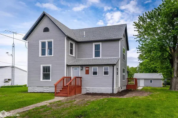 632 Woodlawn AVE, Traer, IA 50675