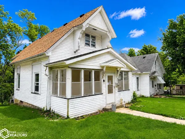 412 S. Woodlawn Avenue, Burlington, IA 52601