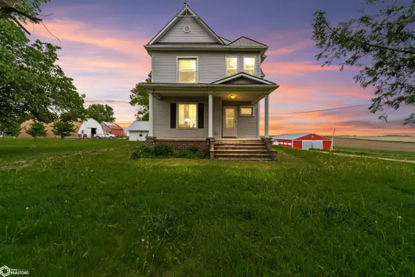 1357 265th ST, State Center, IA 50247