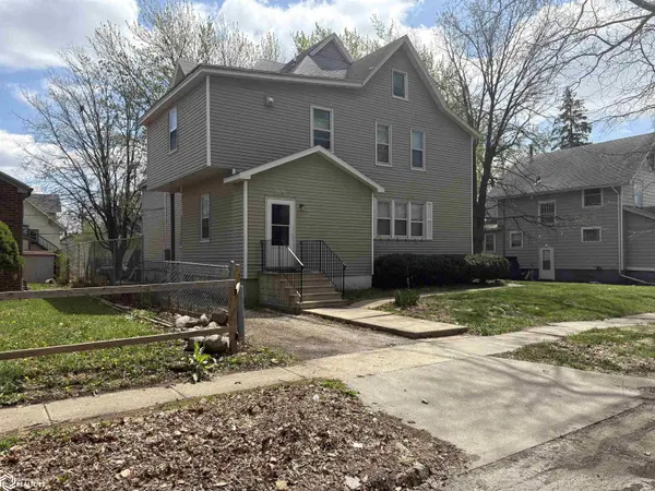 3419 First ST, Des Moines, IA 50313