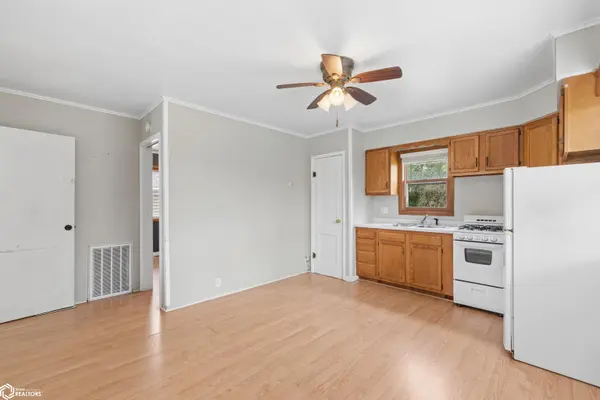 335 E L ST, Forest City, IA 50436