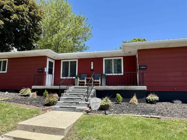 220 E Division, Audubon, IA 50025