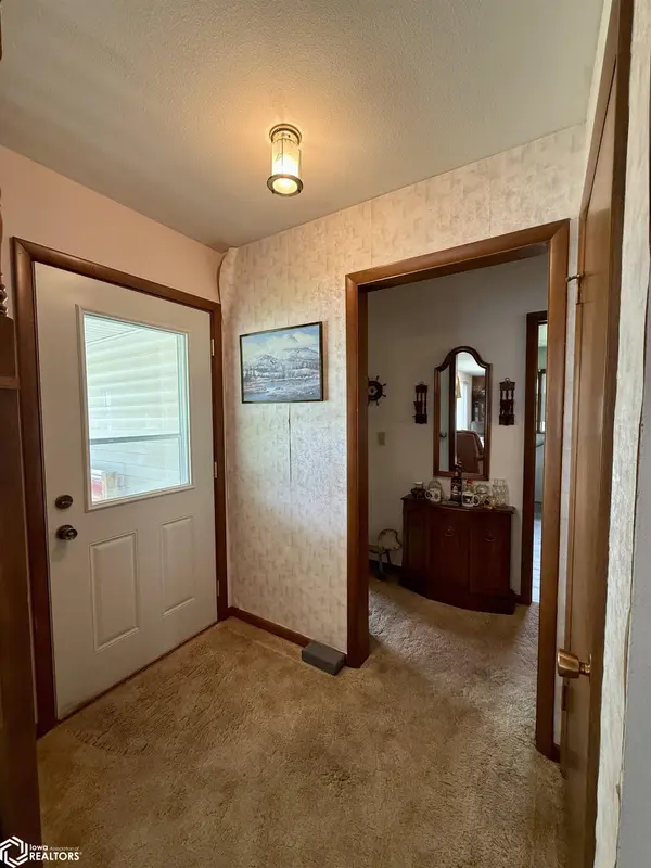 702 Chicago ST, Audubon, IA 50025