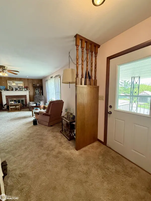 702 Chicago ST, Audubon, IA 50025