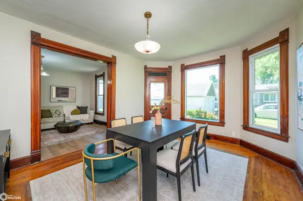 103 N Dewey ST, Prairie City, IA 50228
