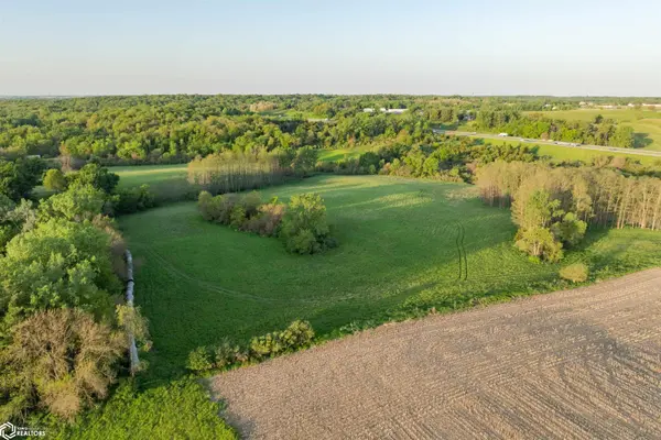 2764 140th ST, Swisher, IA 52338