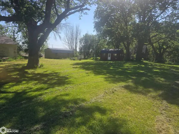 2685 Roosevelt Avenue, Badger, IA 50516