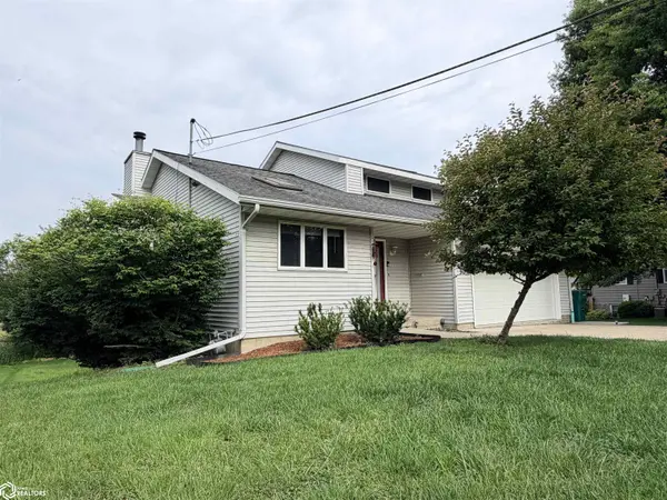908 S 8Th ST, Fairfield, IA 52556