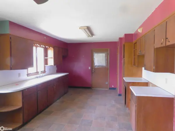 305 S Prince ST, Dow City, IA 51528