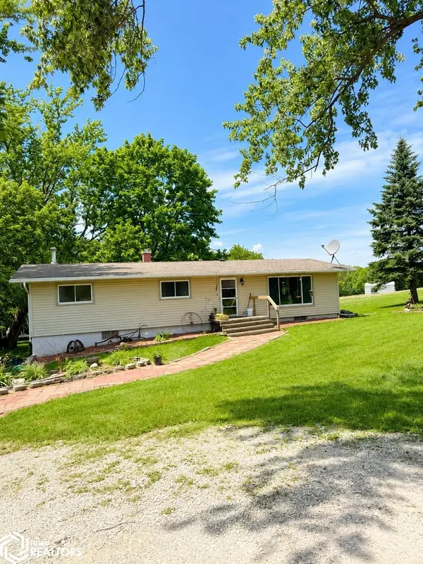 51361 192nd Trl, Chariton, IA 50049