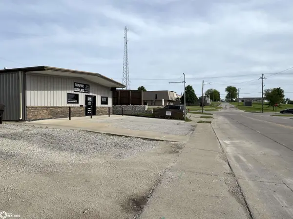 705 S Elm ST, Creston, IA 50801