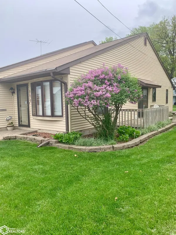 111 2Nd AVE, Clarion, IA 50525