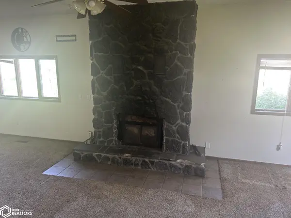 2821 Hwy 17, Eagle Grove, IA 50533