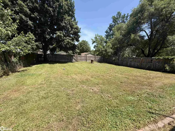 409 S 15Th ST, Centerville, IA 52544