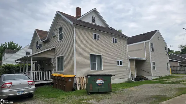 207 S Lake ST, Lake Mills, IA 50450