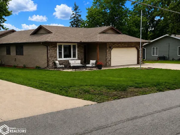 903 E Monroe ST, Mount Ayr, IA 50854