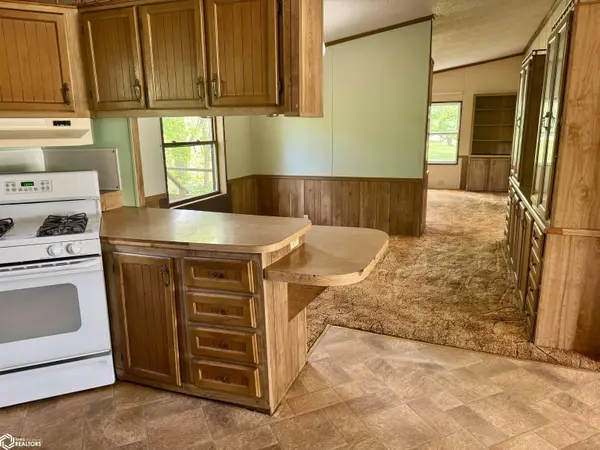 20892 Olympic AVE, Carroll, IA 51401
