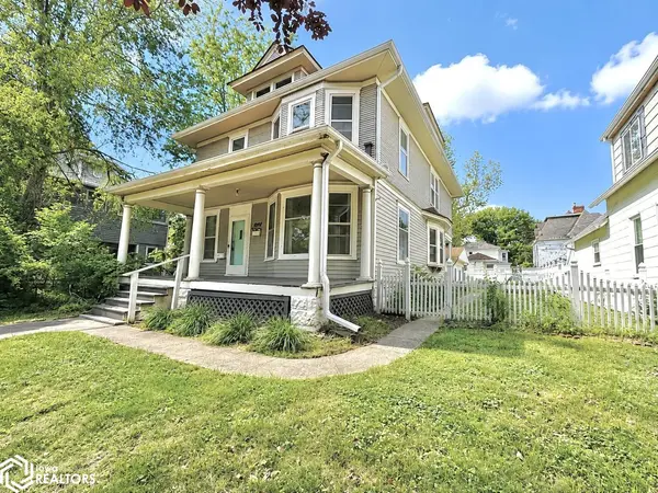 1034 N 7th Street, Burlington, IA 52601