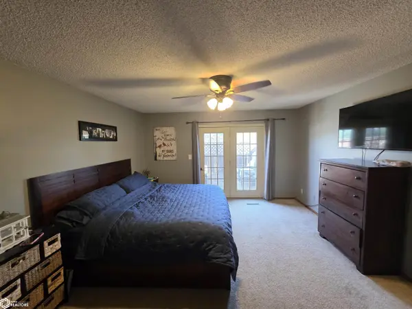 1009 South ST, Webster City, IA 50595