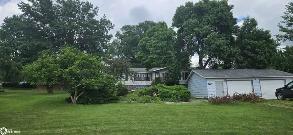 105 S Clarke ST, Osceola, IA 50213
