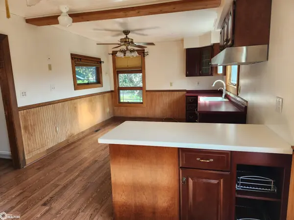 207 W State ST, Toledo, IA 52342