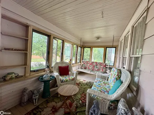 406 W Carpenter AVE, Fairfield, IA 52556