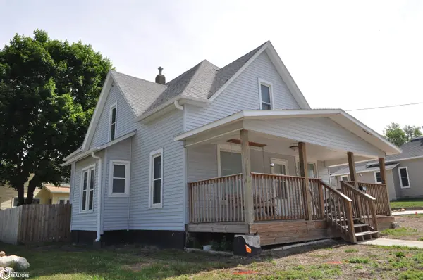 128 W 12th ST, Carroll, IA 51401