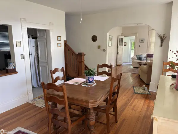 1100 S 2nd ST, Fairfield, IA 52556