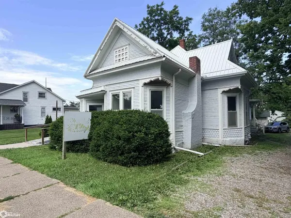 303 S Main ST, Fairfield, IA 52556