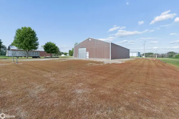 15715 Delaware AVE, Mason City, IA 50401