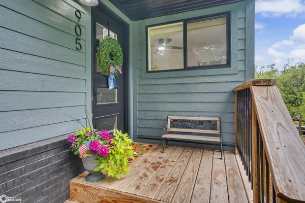 905 S Briarwood Lane, Mount Pleasant, IA 52641