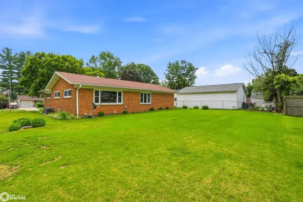401 Neva PL, West Burlington, IA 52655