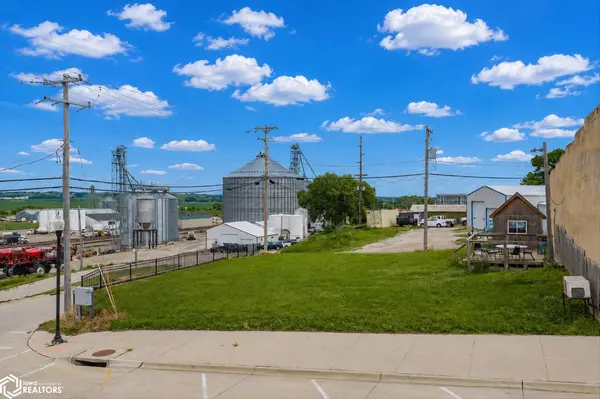 107 Iowa AVE, Dunlap, IA 51529