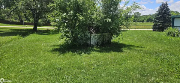 903 Sherman ST, Woodburn, IA 50275