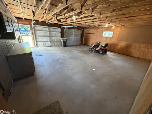 523 N Jackson AVE, Eagle Grove, IA 50533