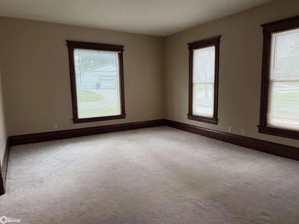 422 Ann ST, Manning, IA 51455