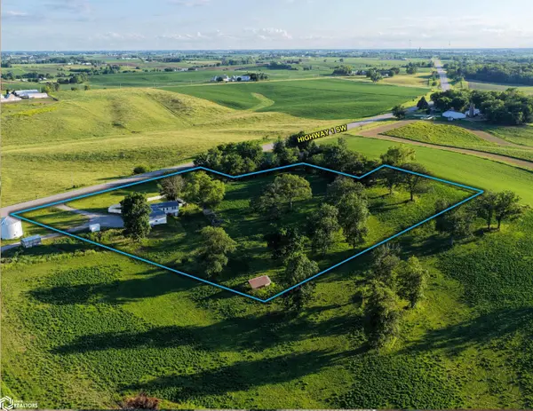 2502 Highway 1 SW, Iowa City, IA 52246
