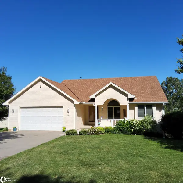 201 Plateau ST, Shelby, IA 51570