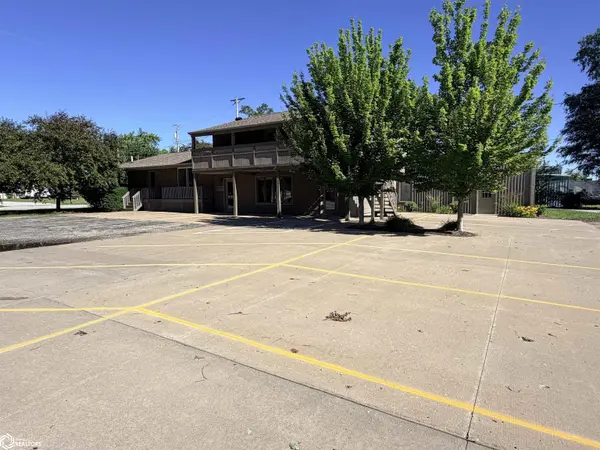 101 N 16Th ST, Fairfield, IA 52556