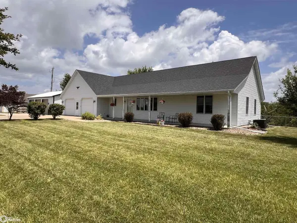 1152 Lake RD, Ottumwa, IA 52501