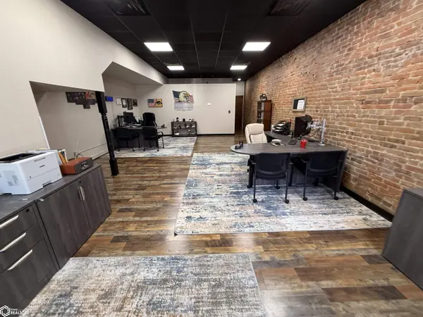 113 N Jefferson ST, Mount Pleasant, IA 52641