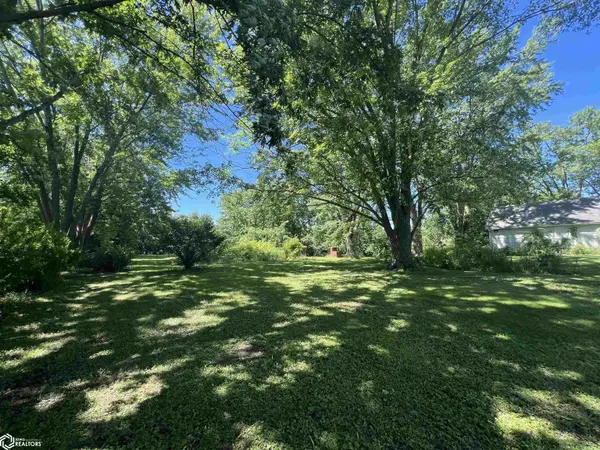 502 W Main ST, Agency, IA 52530