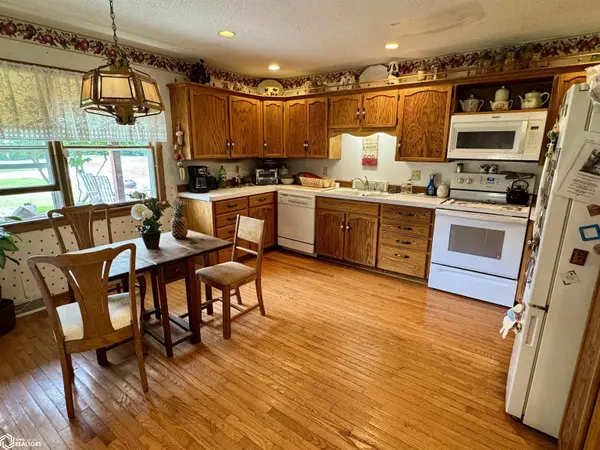 2328 N Grant RD, Carroll, IA 51401