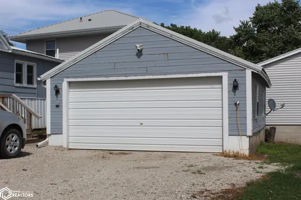 1005 State ST, Garner, IA 50438